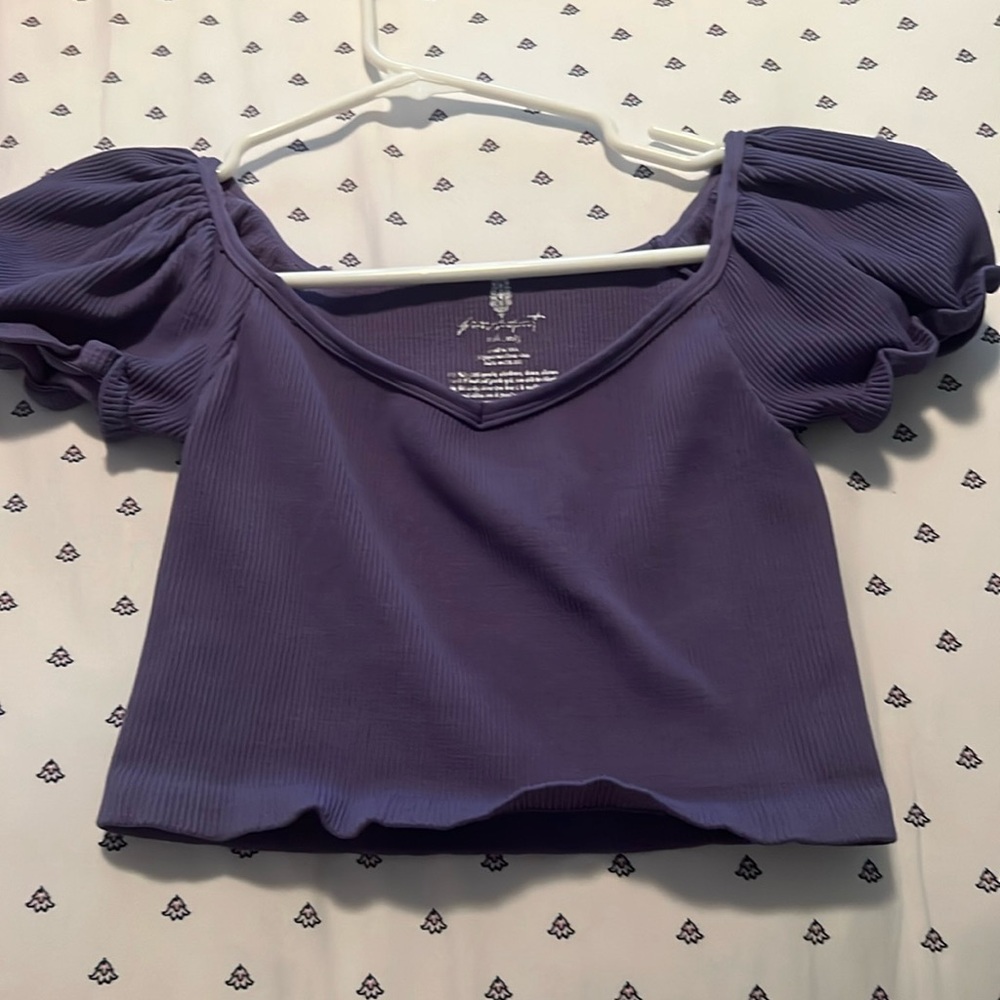 Free people movement purple cropped ribbed short sleeve size m/l